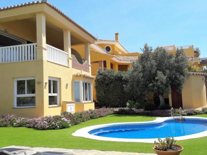 Villa in vendita a Fuengirola