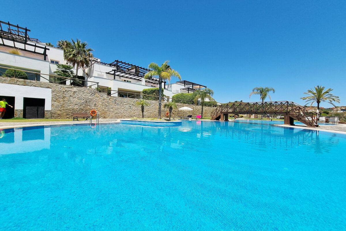 PANORAMIC VIEW TOWNHOUSE | MARBELLA EST