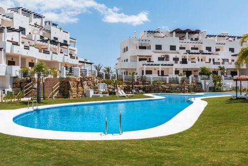 26-POOL-SUNSET-GOLF-DISCOUNT-PROPERTY-CENTER-MARBELLA