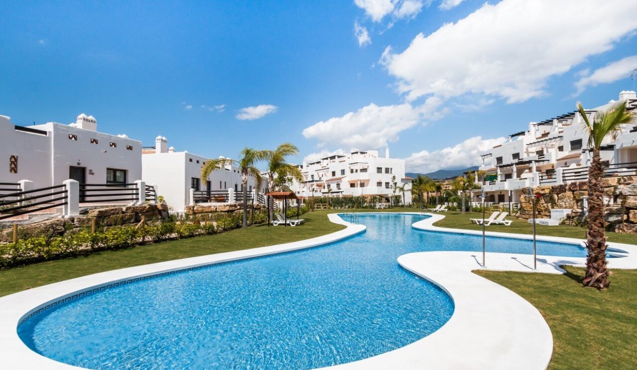 27-POOL-SUNSET-GOLF-DISCOUNT-PROPERTY-CENTER-MARBELLA