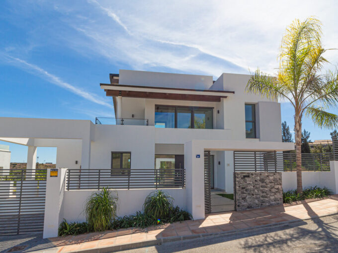 newly built villa in Mijas Costa