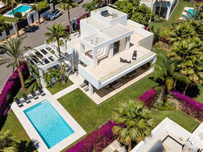 villa moderna in vendita