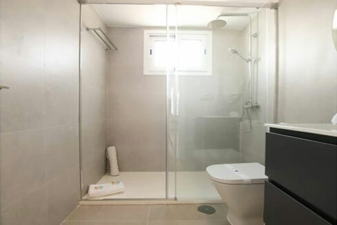 bathroom-1-600x400