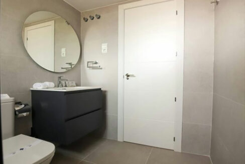 bathroom-door-sink-angle-1-600x400